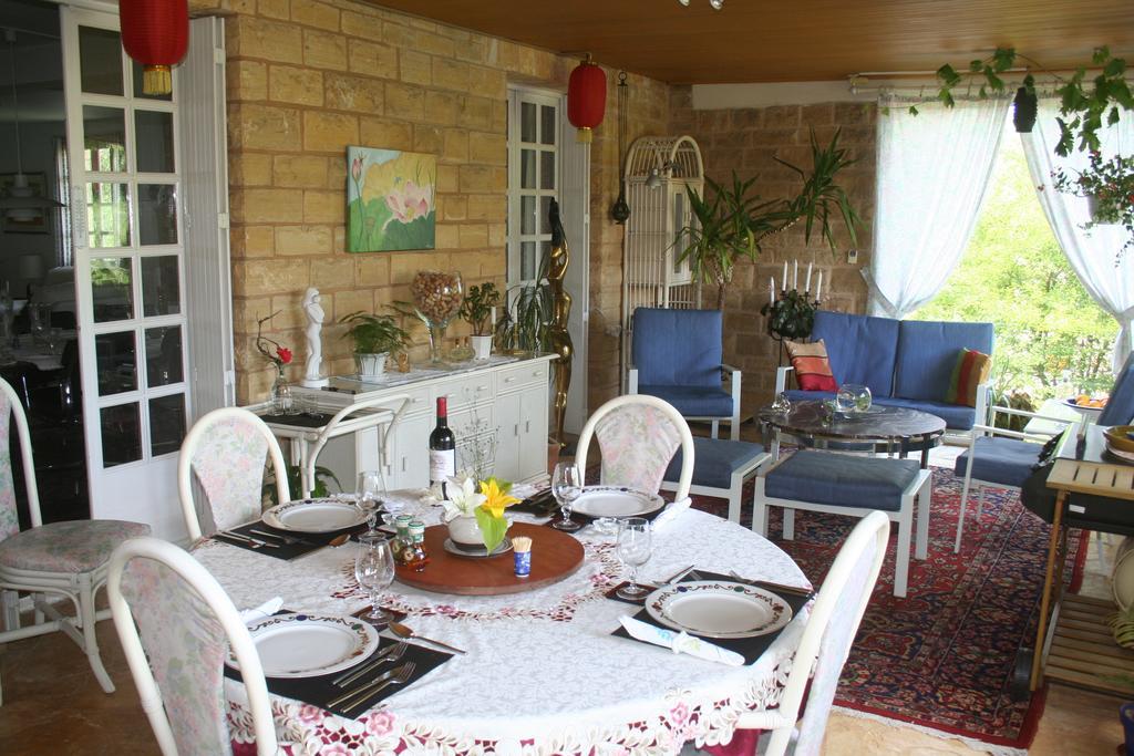 Le Balcon Des Jasses Bed and Breakfast Espere Buitenkant foto
