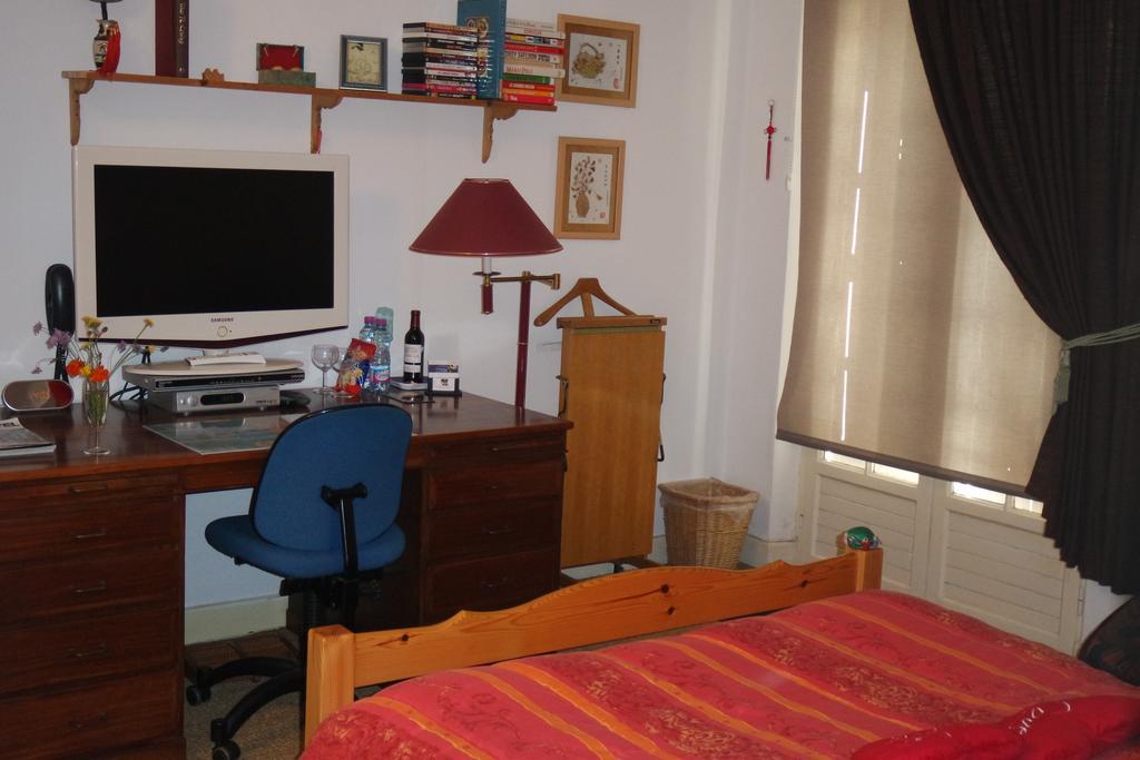 Le Balcon Des Jasses Bed and Breakfast Espere Buitenkant foto