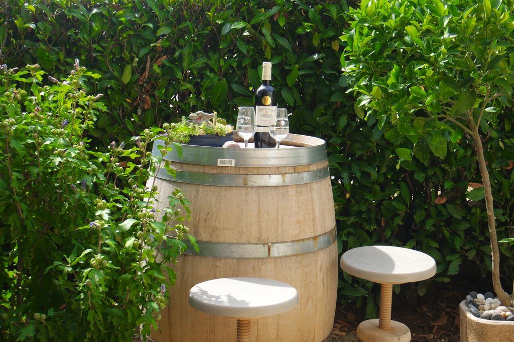 Le Balcon Des Jasses Bed and Breakfast Espere Buitenkant foto