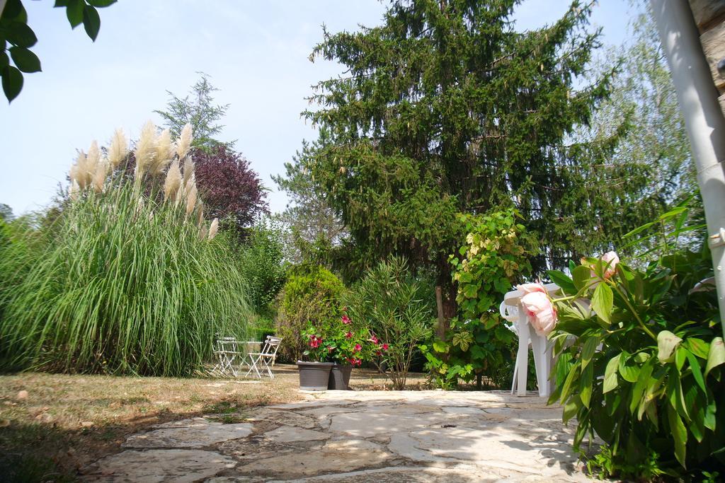 Le Balcon Des Jasses Bed and Breakfast Espere Buitenkant foto