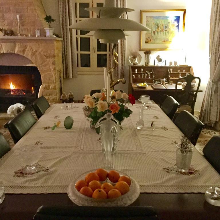 Le Balcon Des Jasses Bed and Breakfast Espere Buitenkant foto