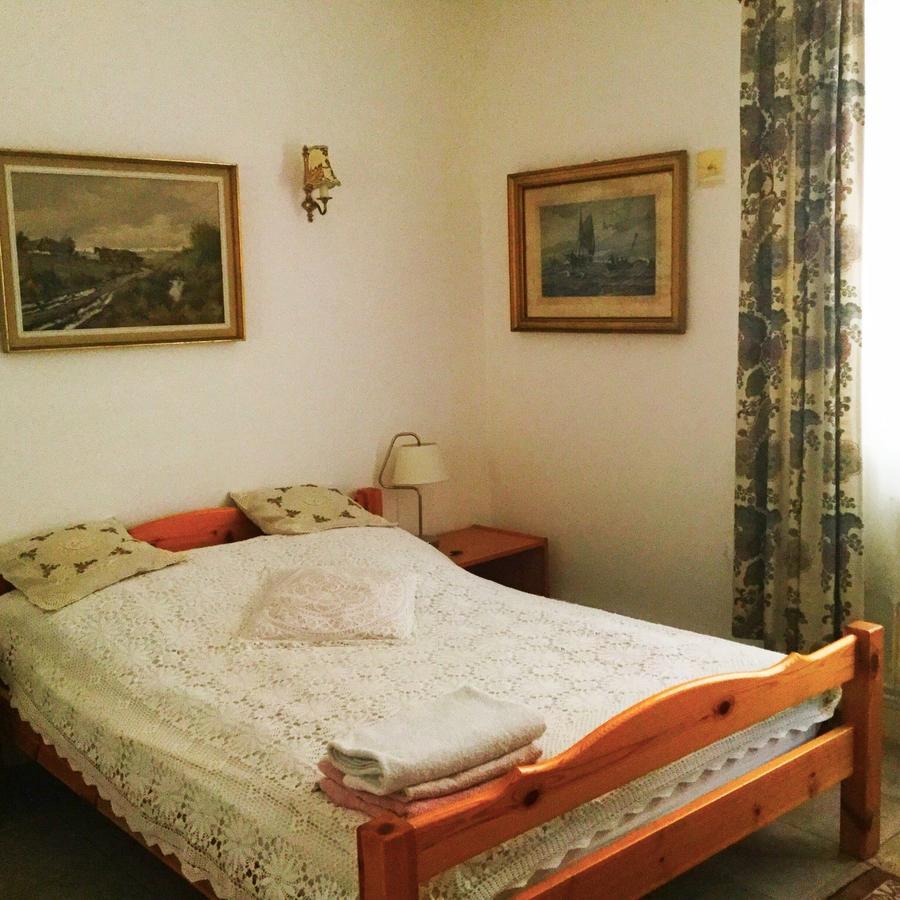 Le Balcon Des Jasses Bed and Breakfast Espere Buitenkant foto